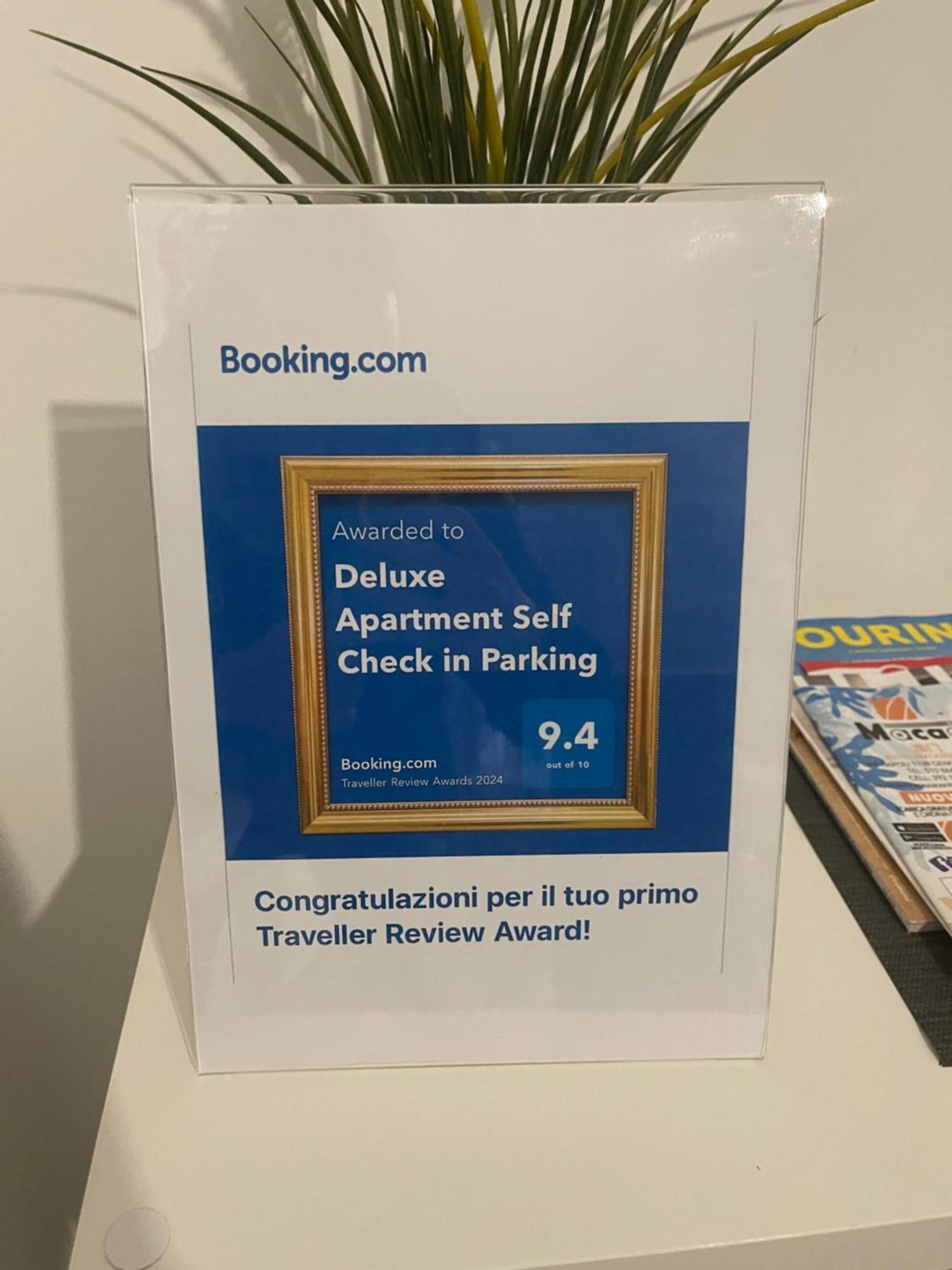 Deluxe Apartment Self Check In Parking Genoa Exterior photo